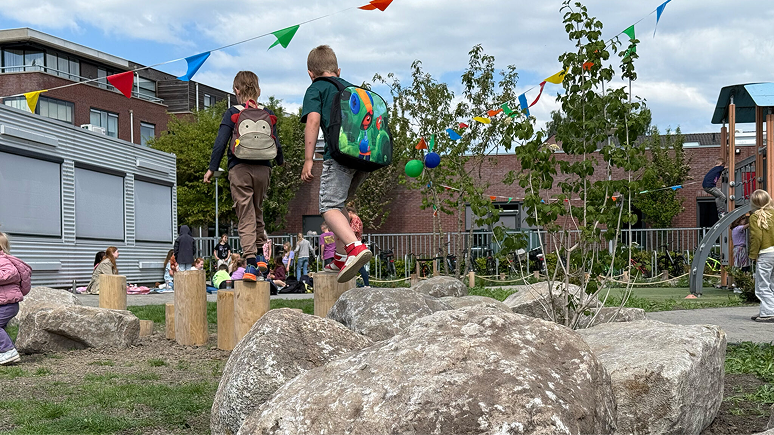 Meer speelplezier op het schoolplein van Clara Fabriciusschool